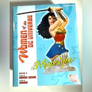 Hippolyta as Wonder Woman Statue - Women of the DC Universe